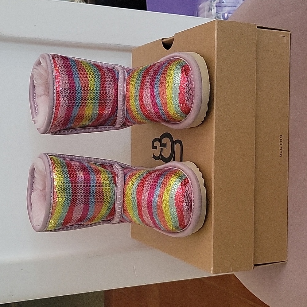 Rainbow ugg boots size 8 (toddler)